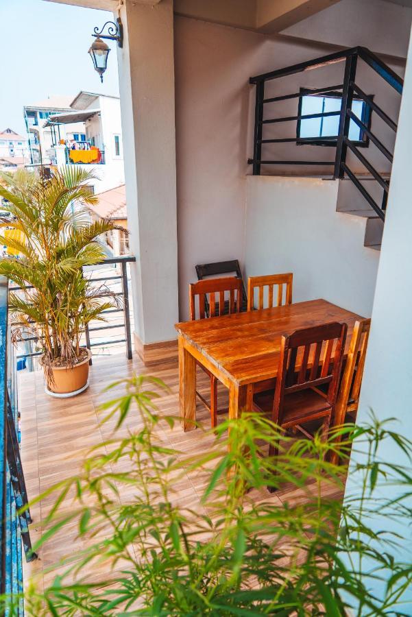 Vang Vieng Sunset Guesthouse & Restaurant Exterior foto